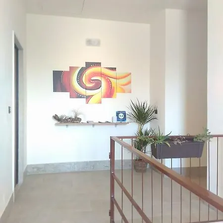 Apartament Maura *