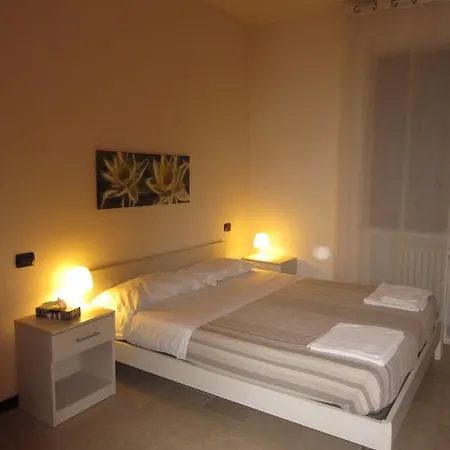 Apartament Maura *